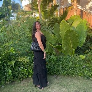 Meet your Posher, Maya